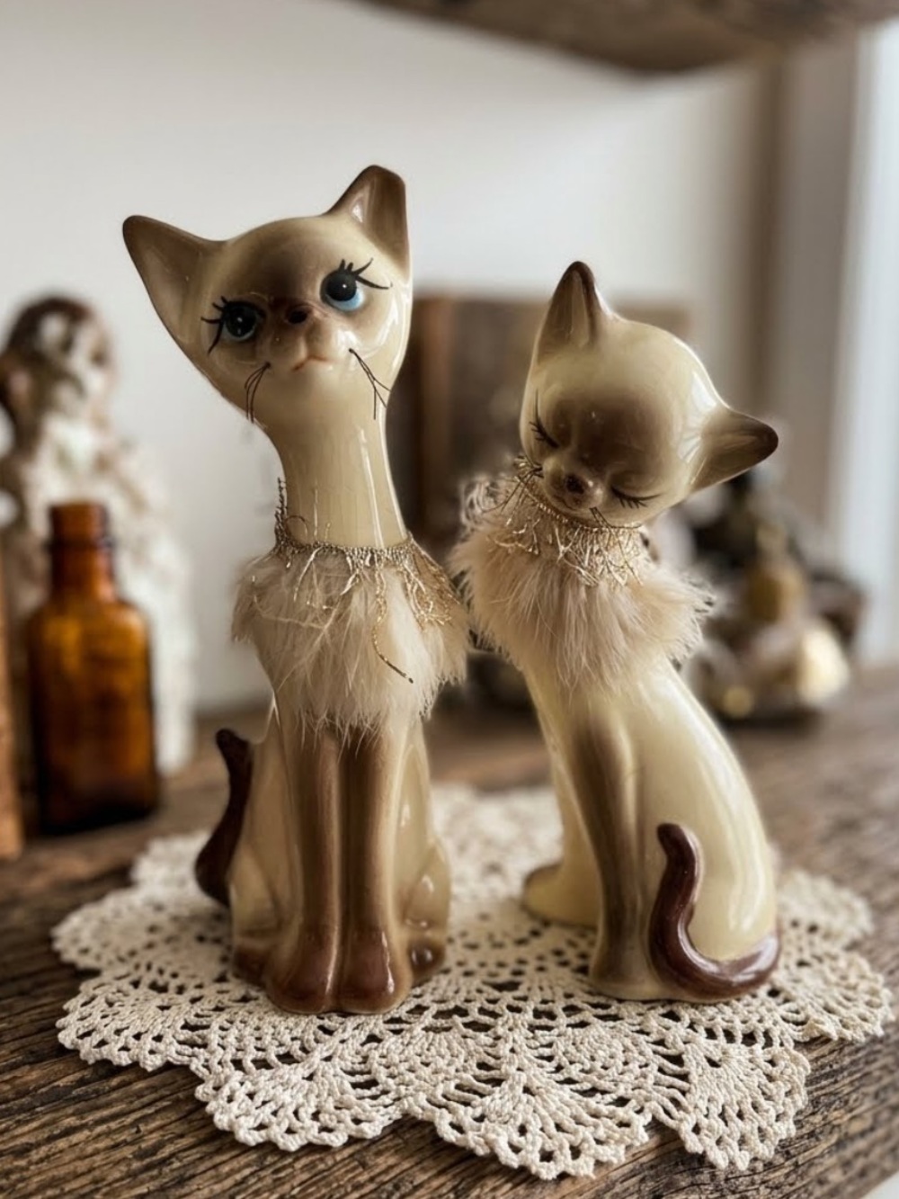 Vintage Siamese Cat Figurines – Mid-Century MCM Japan Ceramic Cats – Giftcraft